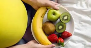 Фолати та омега-3-ПНЖК в акушерстві: більше ніж профілактика дефектів нервової трубки