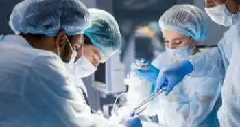 Передопераційне введення амінофіліну прискорює відновлення після тазо-абдомінальних операцій